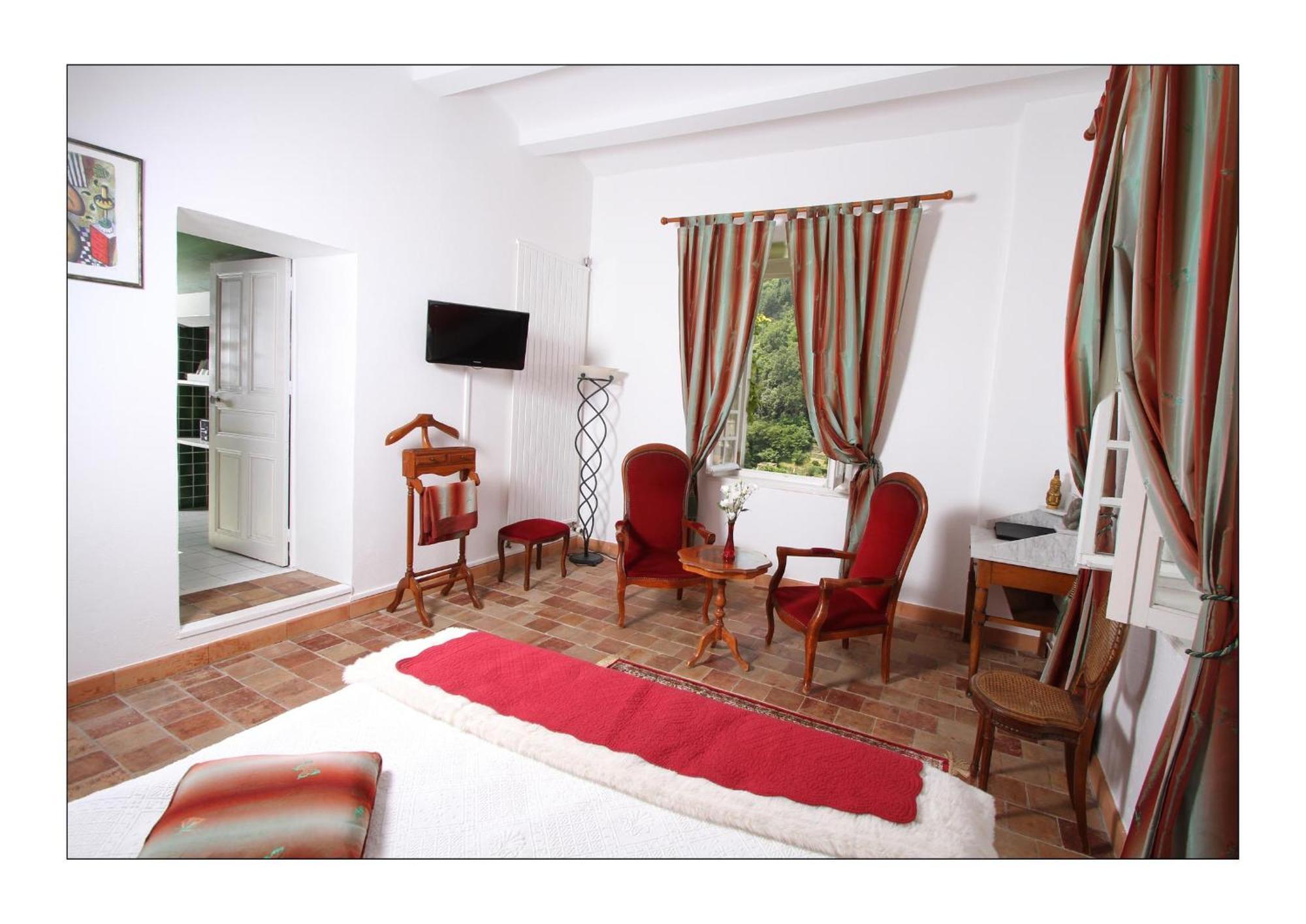 Villa Aimee Luxury Apartments With Heated Pool Vals-les-Bains Phòng bức ảnh